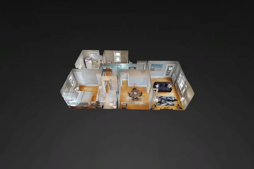 Bright, Clean, Private. In The Heart Of Downtown! Parking, Wi-Fi And Netflix Included Appartement Ottawa Buitenkant foto
